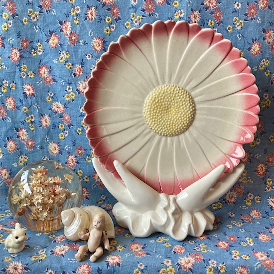 白い両手　ディスプレイ　カードホルダー　プレートスタンド　フリル　天使　大 白い両手ディスプレイカードホルダープレートスタンドフリル天使大