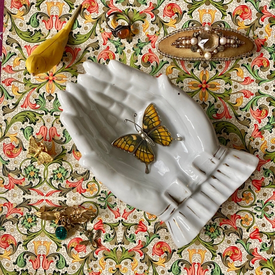 07愛らしい両手のホワイトポーセリンハンドトレイLサイズ